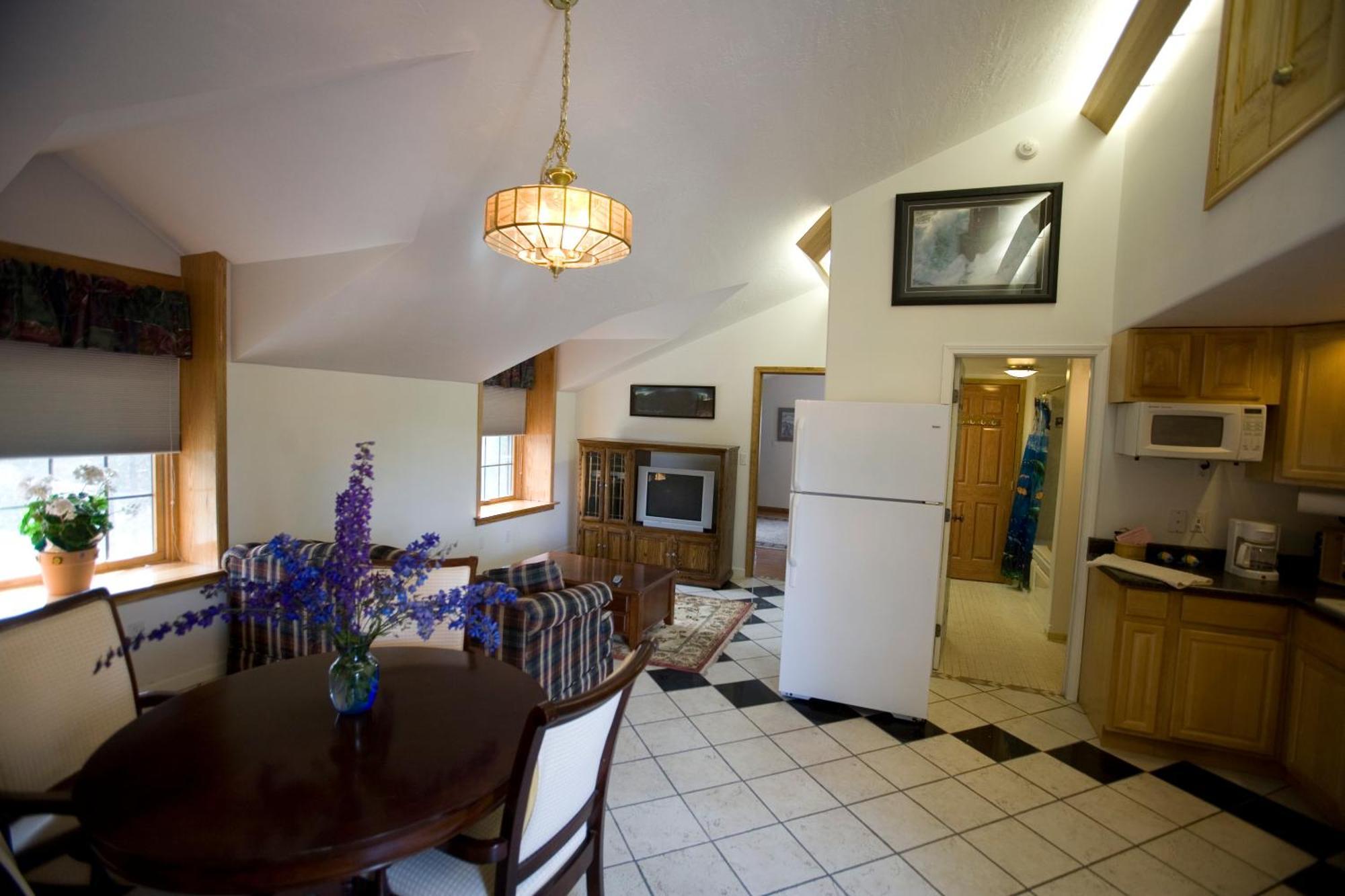 Abbey Archway Inn Fairbanks Exterior photo